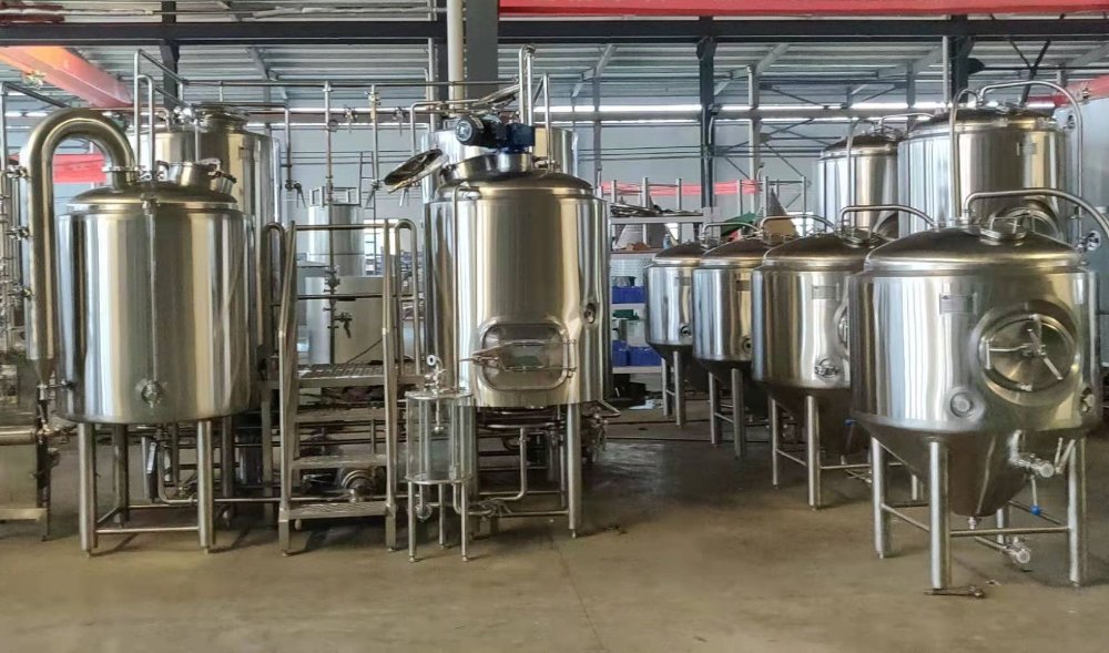 The_George-BrewHouse_and_Eatery_500L_brewery_equipment_tiantai_4.jpeg